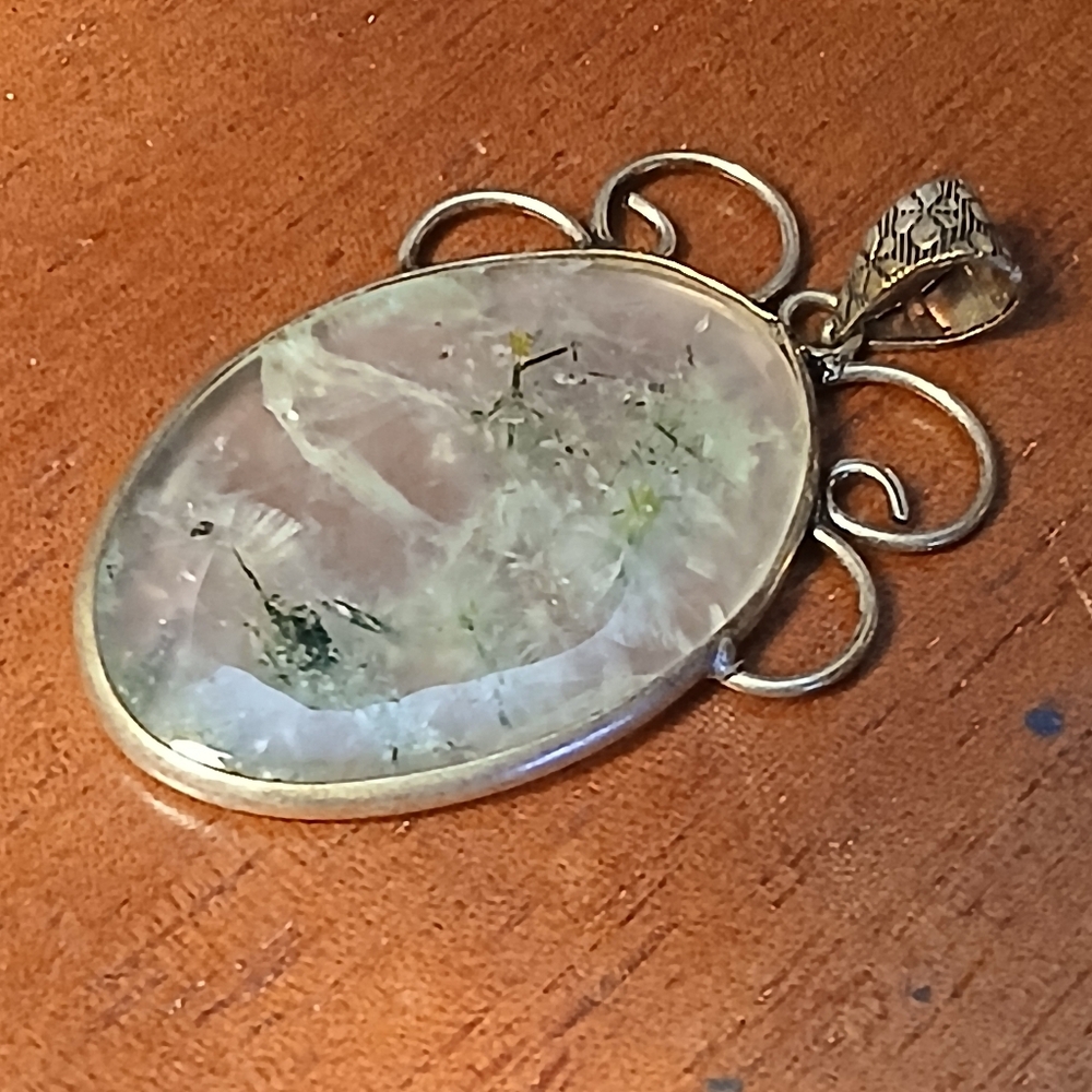 Oval Prehnite Moss Agate Pendant in Silver Plated Setting - Green - Picture 4 of 10